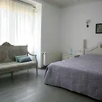 Gule Cunda Ξενοδοχείο