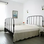 Ξενοδοχείο Gule Cunda