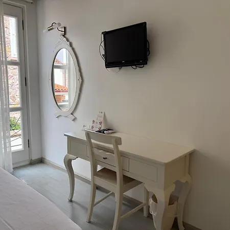 Gule Cunda Hotel