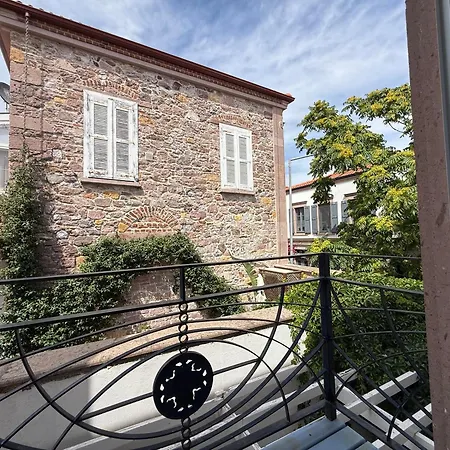 Hotel Gule Cunda