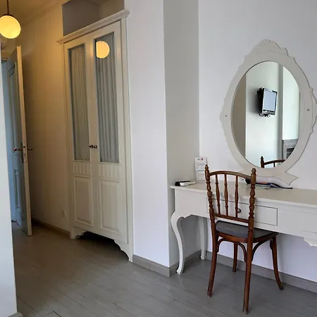 Gule Cunda Hotel