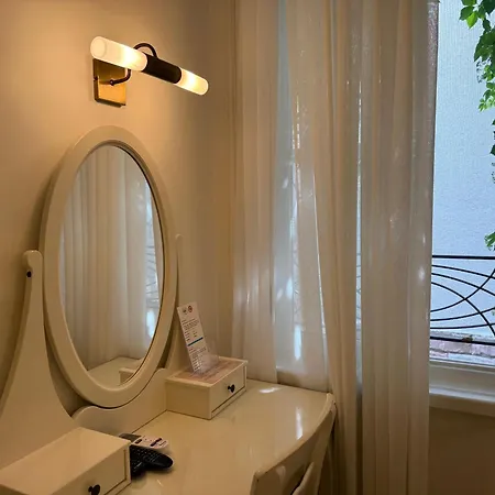 Gule Cunda Hotel