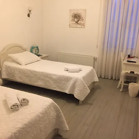Gule Cunda Отель Айвалык