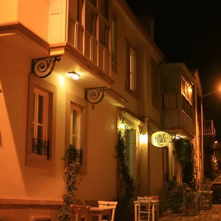 ホテル Gule Cunda