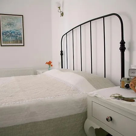 Gule Cunda * Айвалык