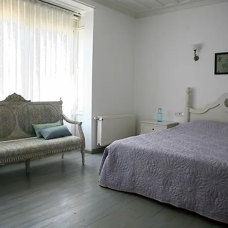 Gule Cunda Отель