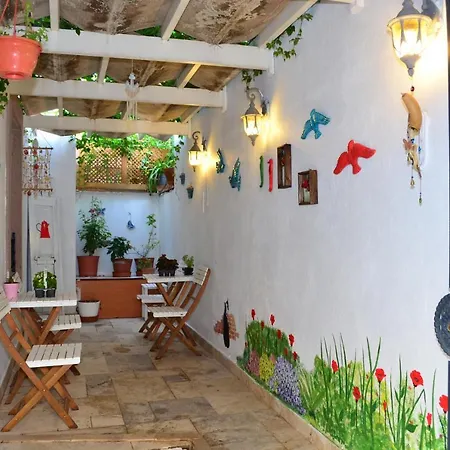 Otel Gule Cunda Ayvalı