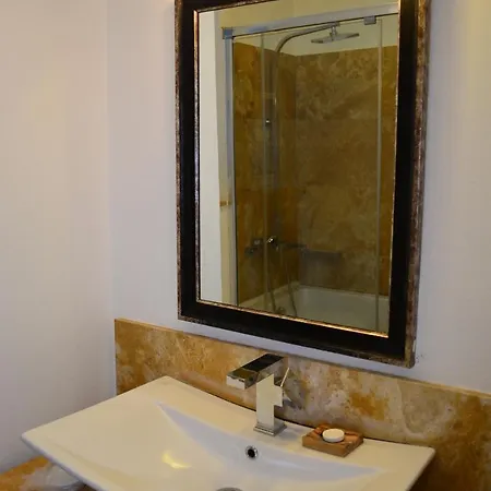 Отель Gule Cunda