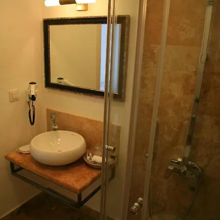 Otel Gule Cunda Ayvalı
