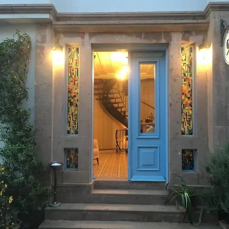 Gule Cunda Отель Айвалык